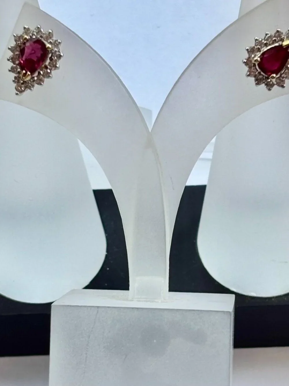 Pigeon Red Ruby and Diamonds set , Earring, pendant/chain, Ring in 14ky gold.